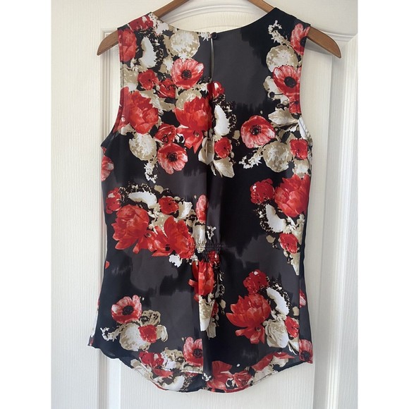 Covington floral career top size Small - Picture 2 of 7